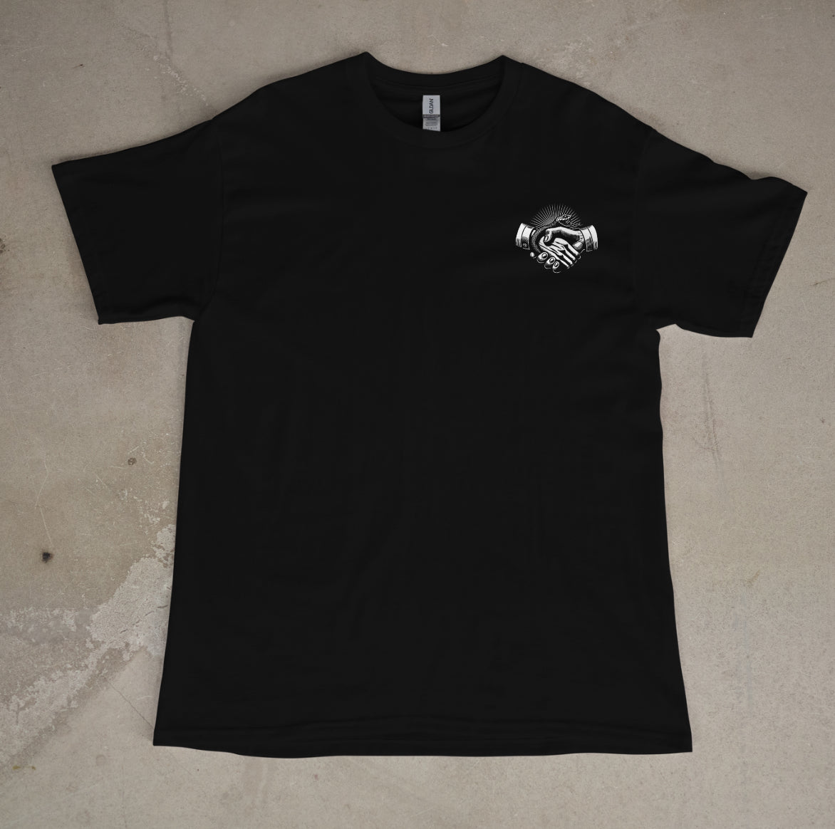 HANDSHAKE TEE
